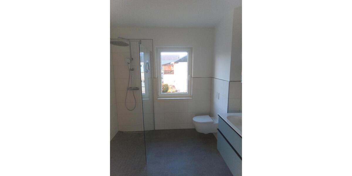 Reihenhaus Ranis - 5 Zimmer, 130 m&sup2;, 900&euro; | Angebot:26418470