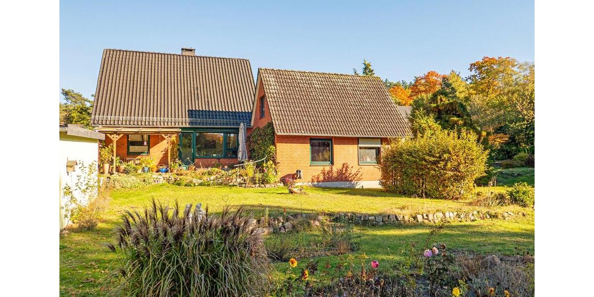 Gepflegtes Einfamilienhaus auf ruhigem, großzügigem Grundstück 7 zimmer