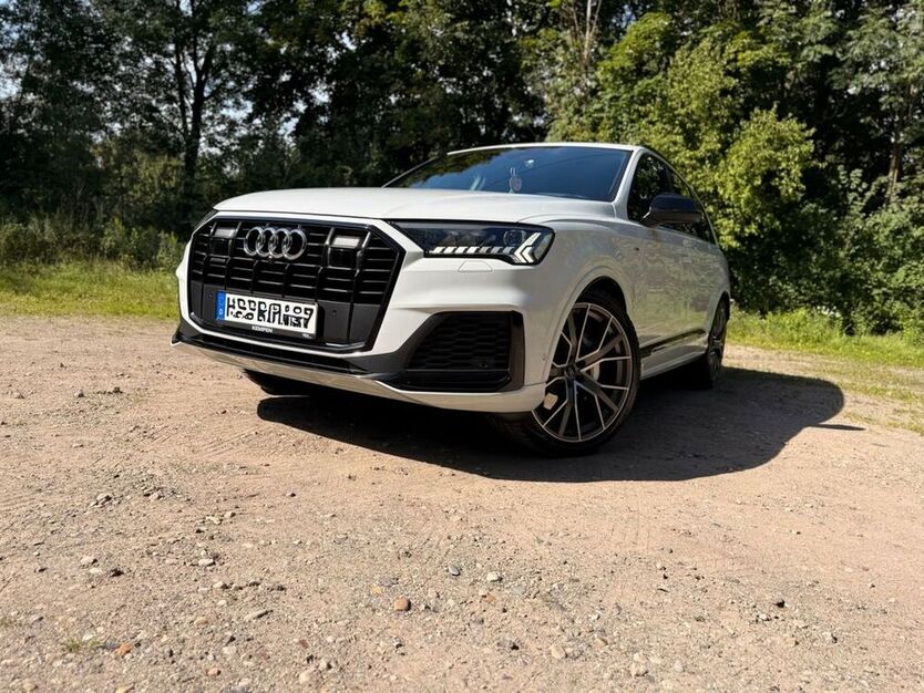 Q7