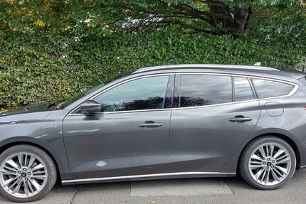 Ford Focus 51.220 km 21.540 &euro; Hilden 40724