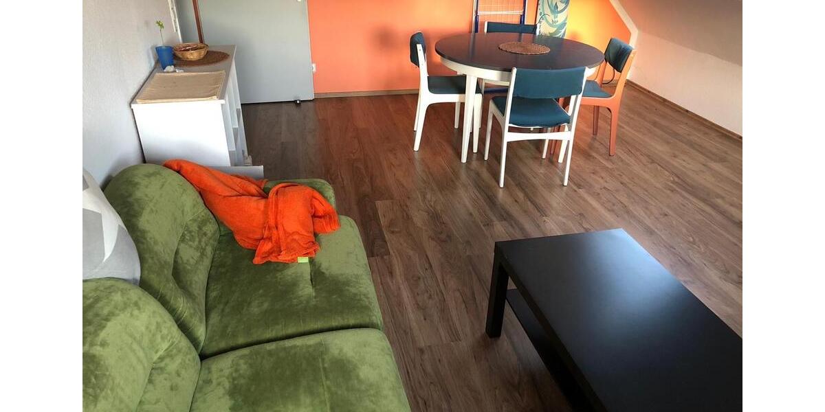 4, 5 Zimmer Whg an 3Pers-Studenten-WG, Esslingen, Ulmerstr 4 zimmer