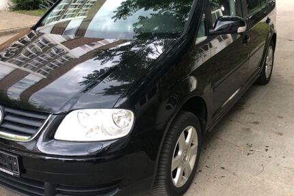VW Touran 200.000 km 2.500 &euro; Potsdam 14482