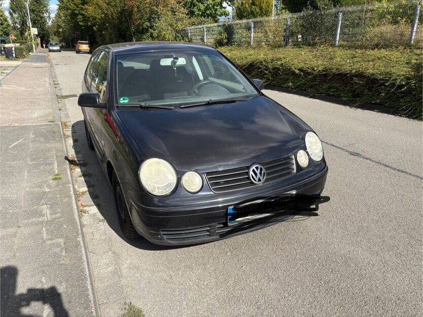VW Polo 184.000 km 1.850 € Paderborn 33104