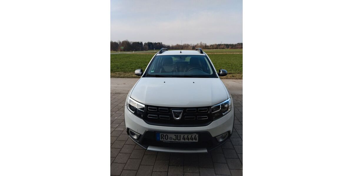 Dacia Sandero 95.000 km 4.800 &euro; Schechen 83135