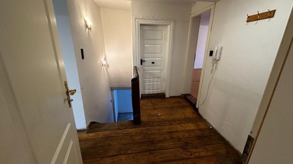 Zweifamilienhaus mit Potenzial in Öhringen-Michelbach - prov.frei 6 zimmer