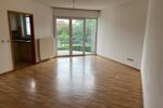 Schöne Wohnung im Ortskern von Schmelz mit Südbalkon zimmer