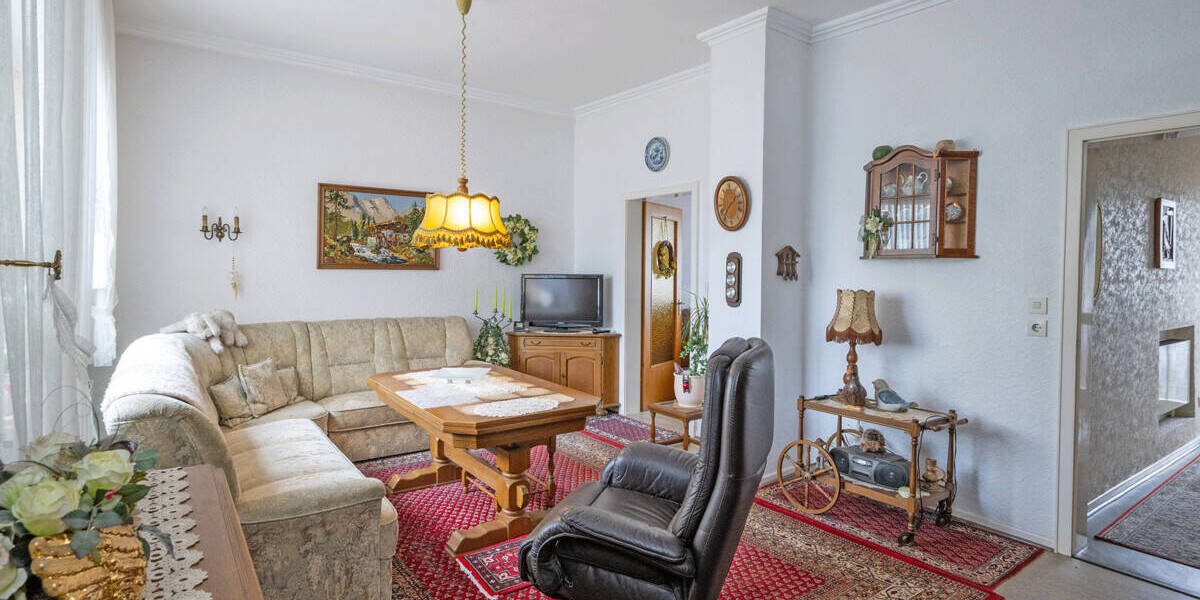 Reihenmittelhaus Moers Hülsdonk - 5 Zimmer, 126 m&sup2;, 250.000&euro; | Angebot:26733179