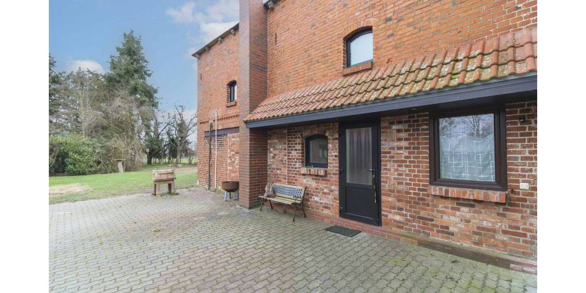 Einfamilienhaus Süderholz Behnkenhagen - 8 Zimmer, 275.000&euro; | Angebot:26790878
