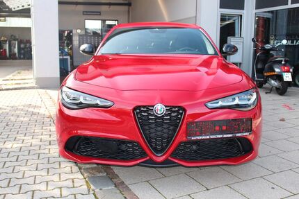 Alfa Romeo Giulia 17.900 km 35.900 € Weilheim 82362