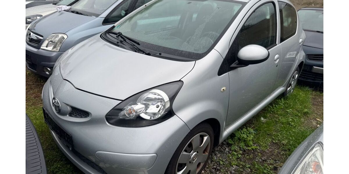 Toyota Aygo (X) 120.000 km 1.990 € Worms 67551