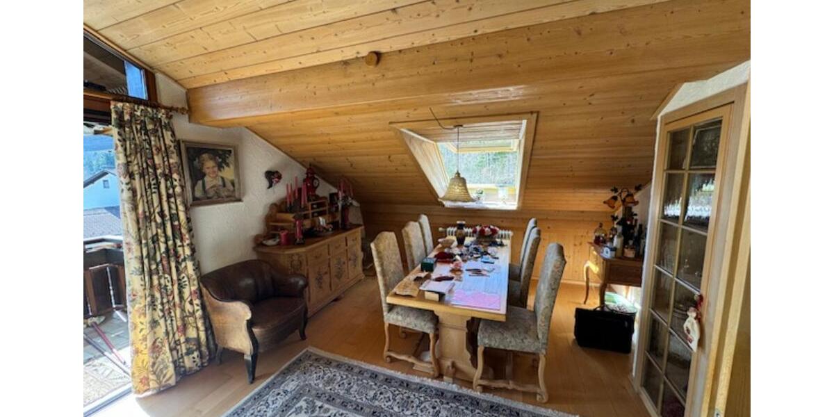 Dachgeschoßwohnung Füssen - 3 Zimmer, 75 m&sup2;, 1.200&euro; | Angebot:25218928