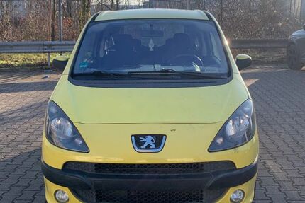 Peugeot 1007 178.000 km 2.600 &euro; Berlin 12359