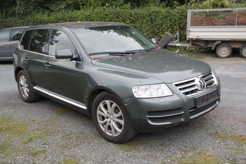 VW Touareg 256.000 km 2.250 € Friedrichsdorf 61381