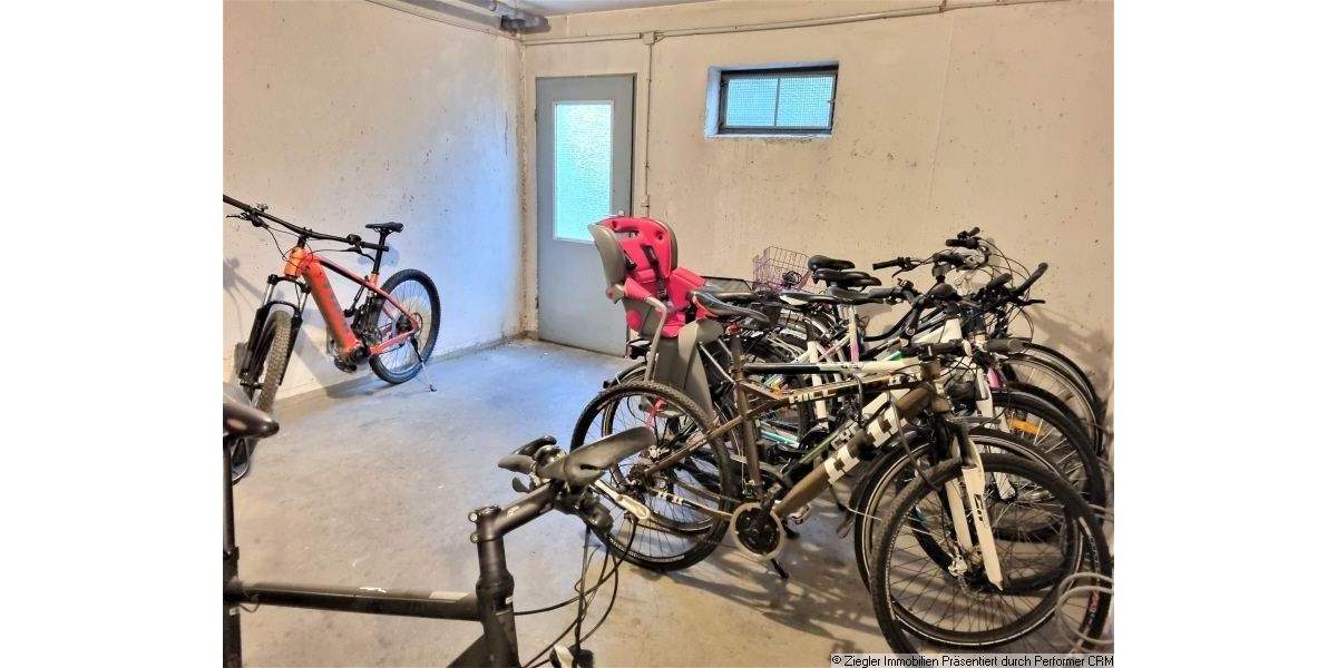 Etagenwohnung Schwetzingen - 2 Zimmer, 68 m&sup2;, 680&euro; | Angebot:25836192