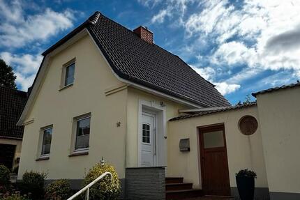 Einfamilienhaus Freistehend in guter Lage 4 zimmer