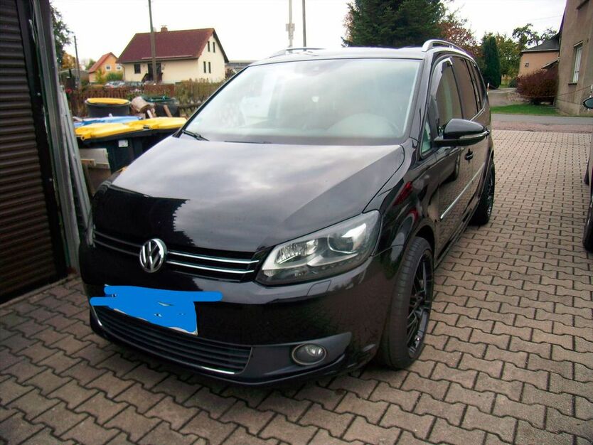 VW Touran 195.000 km 12.200 € Rossau 09661