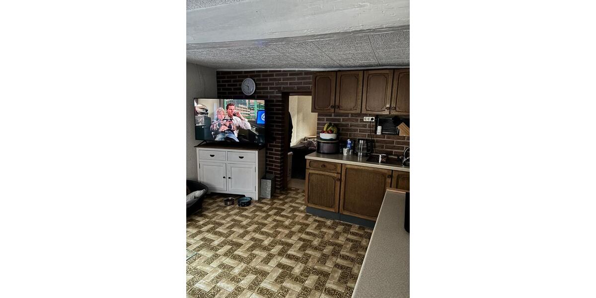 Einfamilienhaus Gemünden - 8 Zimmer, 180 m&sup2;, 1.450&euro; | Angebot:25408921