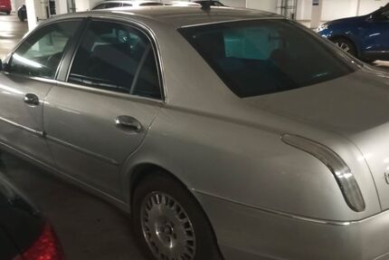 Lancia Thesis 182.000 km 2.300 &euro; Erfurt 99086