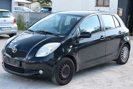 Toyota Yaris 220.000 km 2.500 &euro; Mintraching (Grüneck) 85375
