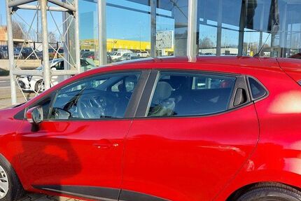 Renault Clio 44.100 km 9.444 &euro; Zwickau 08064