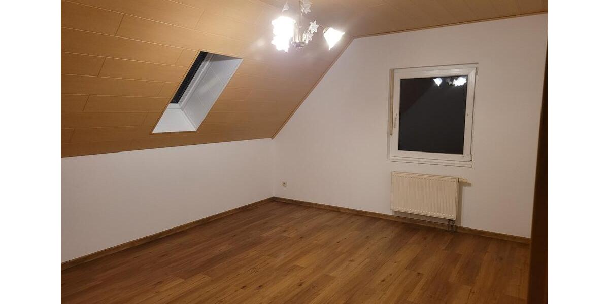 Einfamilienhaus mit Garage zu vermieten 5 zimmer