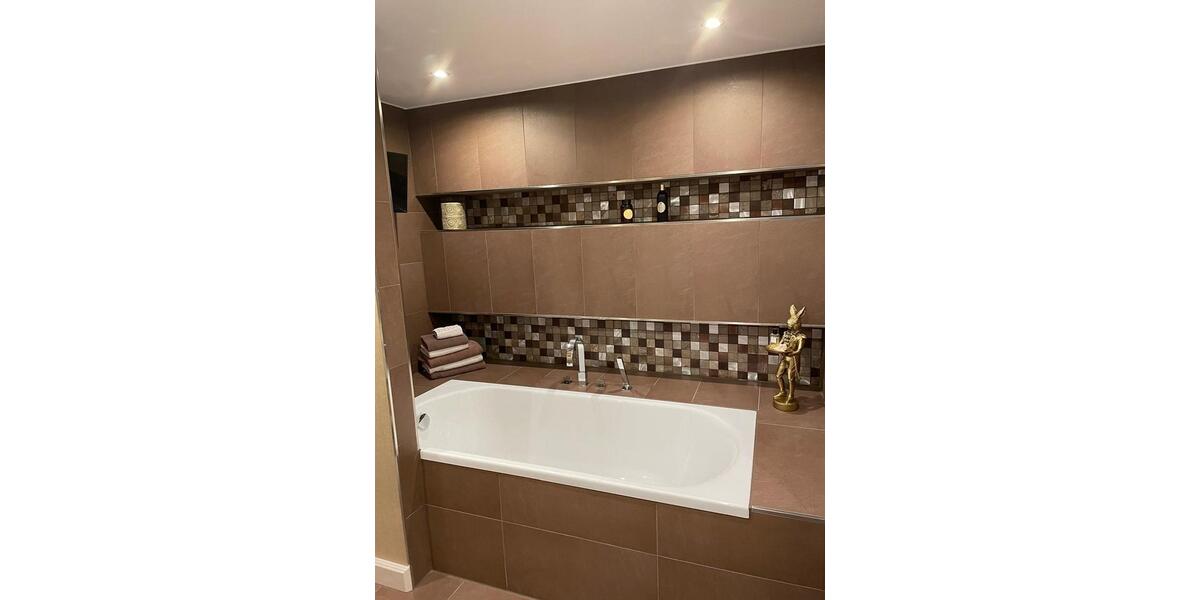 Erdgeschoßwohnung Köln Mülheim - 5 Zimmer, 220 m&sup2;, 539.000&euro; | Angebot:26008354