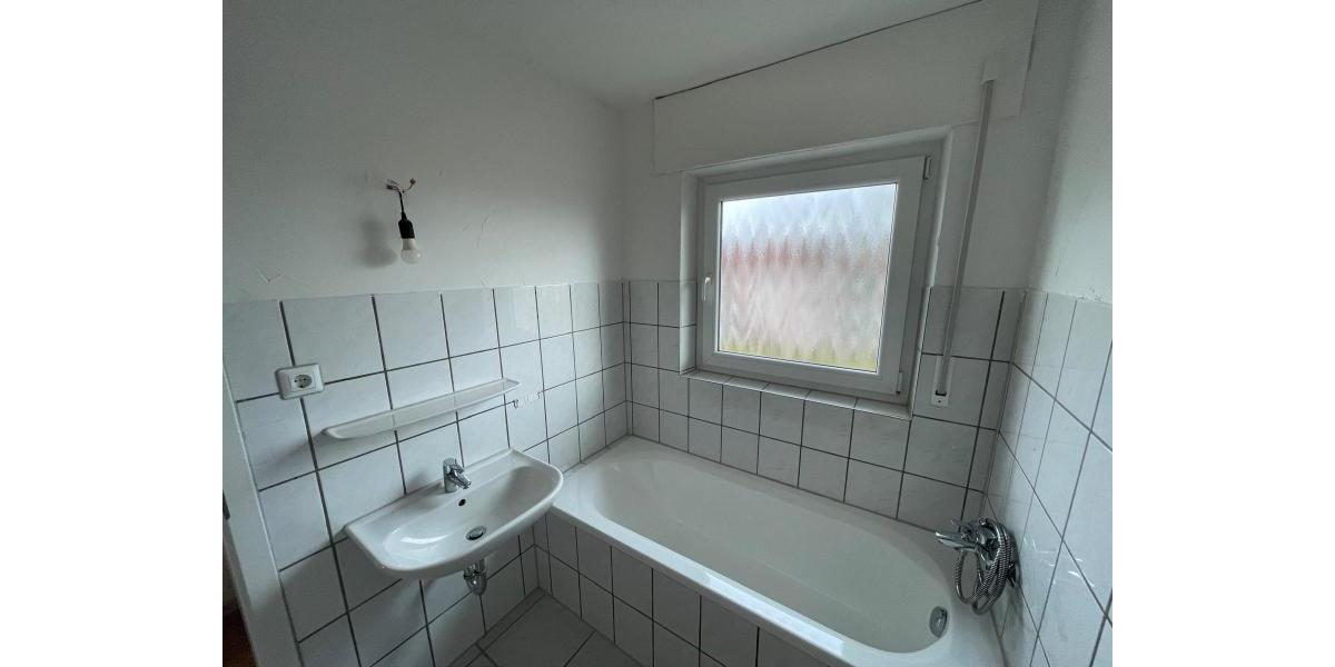 ObjNr:19539 - Freundliche 4- Zimmer ETW mit Balkon in Stetten am kalten Markt - Etagenwohnung Stetten am kalten Markt | Angebot:20526944