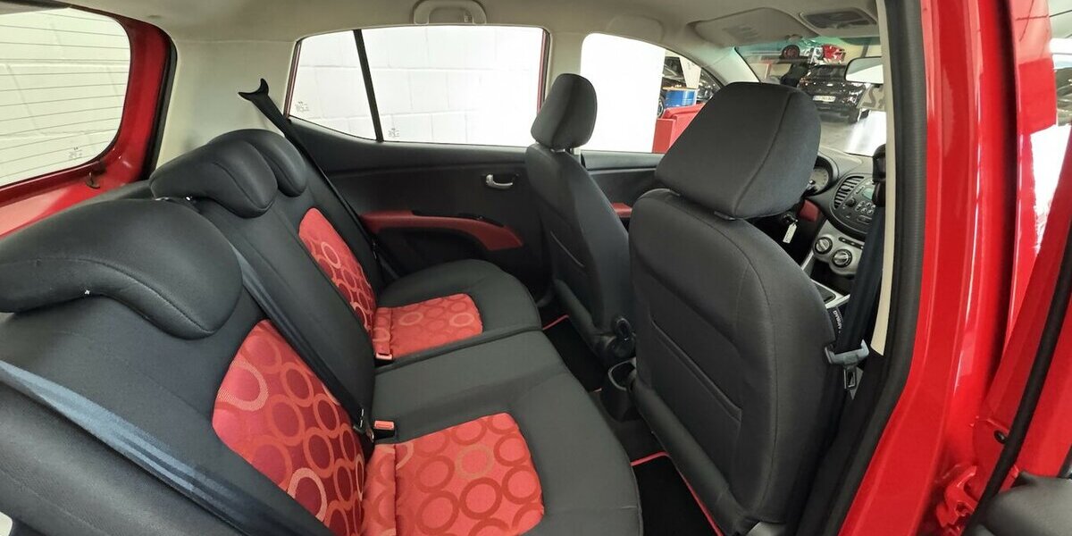 Hyundai i10 Style Radio CD MP3 50.350 km 4.490 &euro; Lich 35423