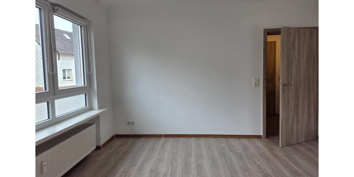 Erdgeschoßwohnung Schmelz - 5 Zimmer, 124 m&sup2;, 780&euro; | Angebot:26408963