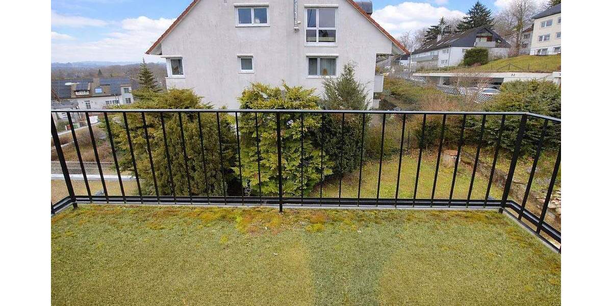 Einfamilienhaus Stuttgart Rohr - 8 Zimmer, 155 m&sup2;, 2.200&euro; | Angebot:24974564