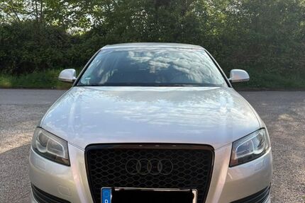 Audi A3 99.800 km 7.699 &euro; Jülich 52428