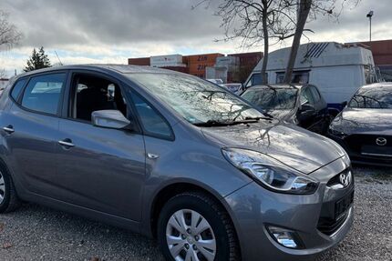 Hyundai ix20 115.000 km 5.999 &euro; München 81829