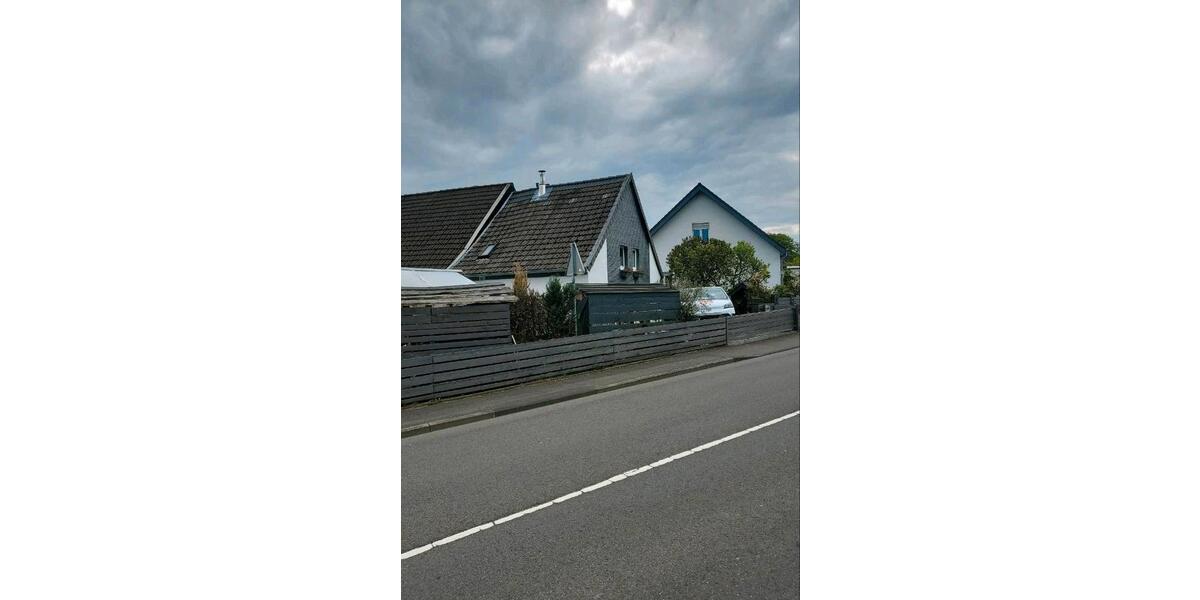 Doppelhaushälfte Wiehl - 4 Zimmer, 90 m&sup2;, 235.000&euro; | Angebot:26250277