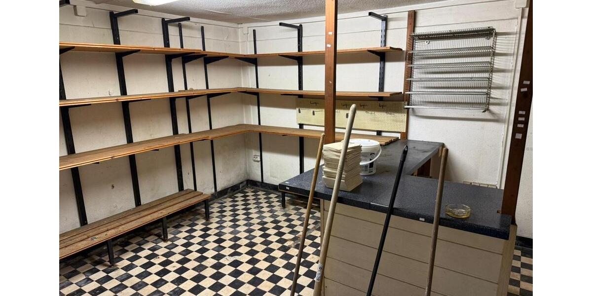 Doppelhaushälfte Altena - 10 Zimmer, 169 m&sup2;, 149.000&euro; | Angebot:23760283