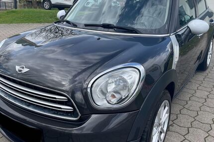 Mini Countryman D (Cooper) 178.570 km 6.666 &euro; Trappenkamp 24610