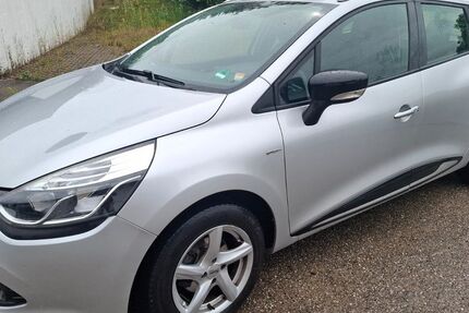 Renault Clio 210.000 km 4.350 &euro; Bad Endorf 83093
