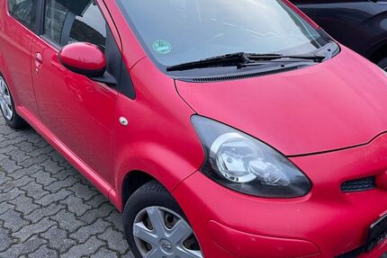 Toyota Aygo (X) 174.056 km 2.799 &euro; Freudenberg 57258