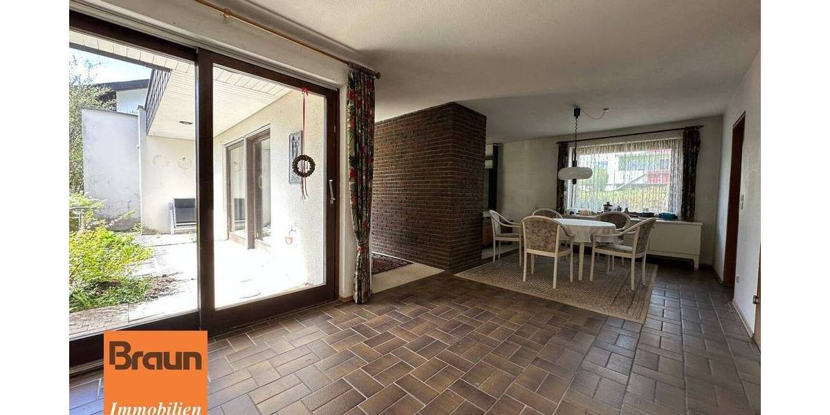 Mehrfamilienhaus, Wohnhaus Sankt Georgen im Schwarzwald Stadtgebiet - 5 Zimmer, 150 m&sup2;, 310.000&euro; | Angebot:26512820