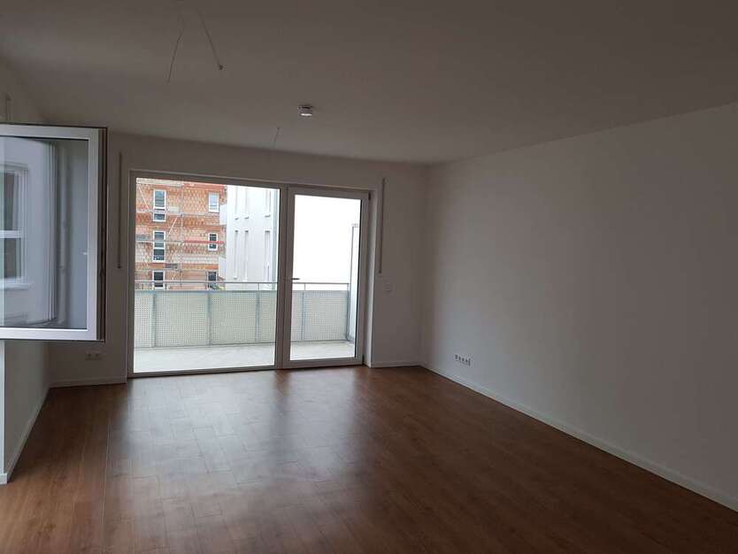 Wohnung zum Mieten in Regensburg 845 € 64.54 m²
