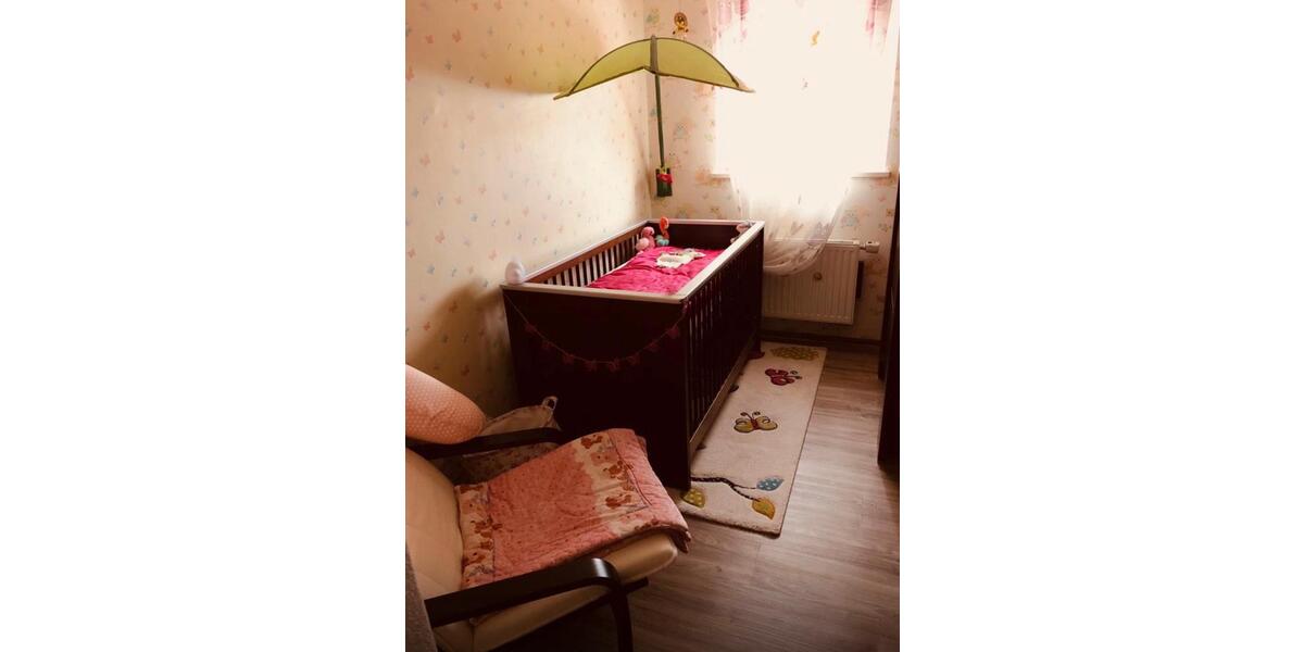Etagenwohnung Hohenmölsen - 7 Zimmer, 150 m&sup2;, 149.990&euro; | Angebot:26095809