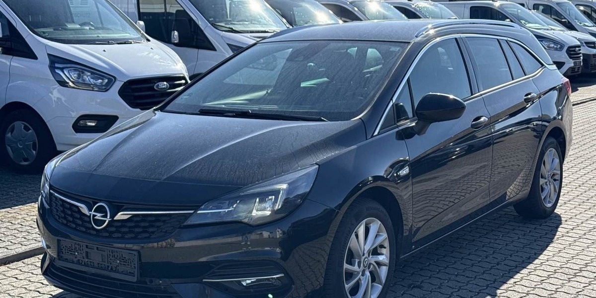 Opel Astra K ST ELEGANCE SHZ/KAM/NAV/LEDER/LENKRADHZ. 114.300 km 10.490 &euro; Hatten 26209