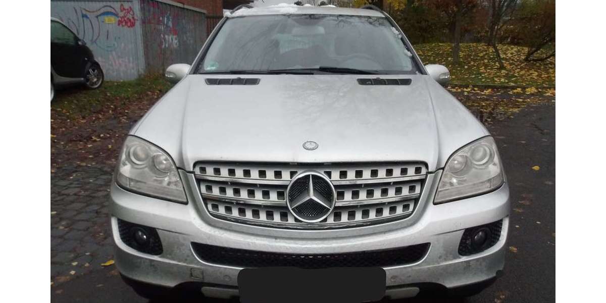 Mercedes-Benz ML 320 398.000 km 4.780 &euro; Siegburg 53721
