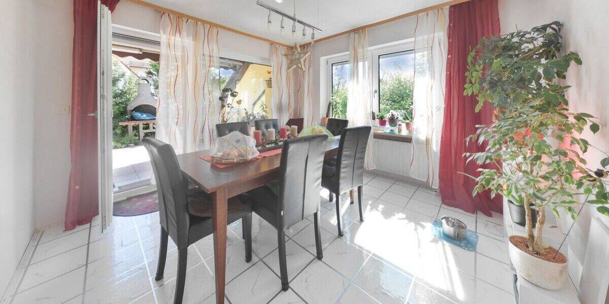 Einfamilienhaus Röttenbach - 7 Zimmer, 178 m&sup2;, 419.000&euro; | Angebot:26804952