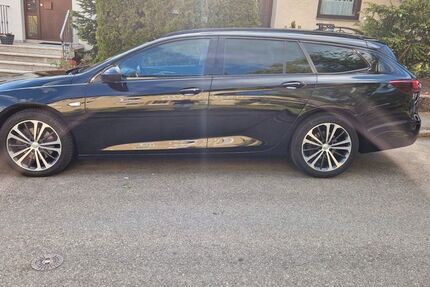 Opel Insignia 157.000 km 11.900 &euro; Böblingen 71032