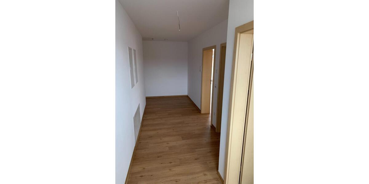 Etagenwohnung Bad Rodach - 4 Zimmer, 136 m&sup2;, 1.280&euro; | Angebot:24756986