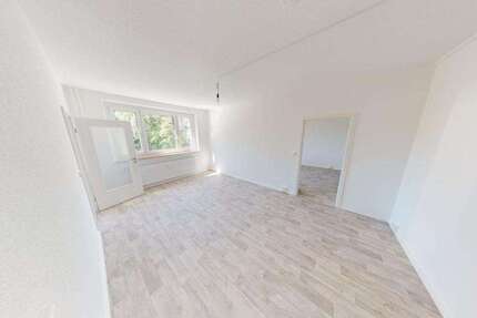 Wohnung Chemnitz Yorckgebiet - 2 Zimmer, 45 m&sup2;, 277&euro; | Angebot:27131529