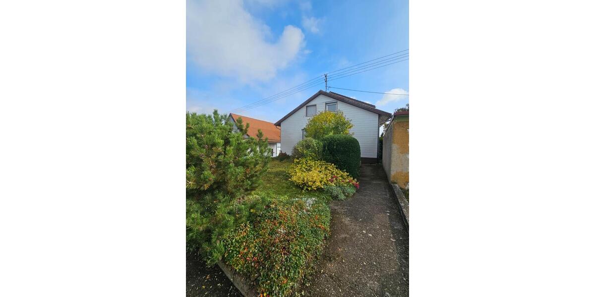 Erdgeschoßwohnung Herbrechtingen - 6 Zimmer, 120 m&sup2;, 2.500&euro; | Angebot:25507784