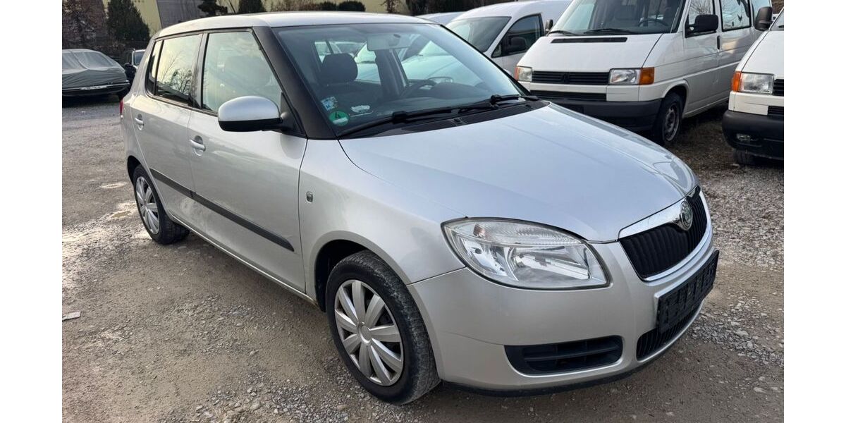 Skoda Fabia 171.000 km 790 &euro; Schwenningen 78056