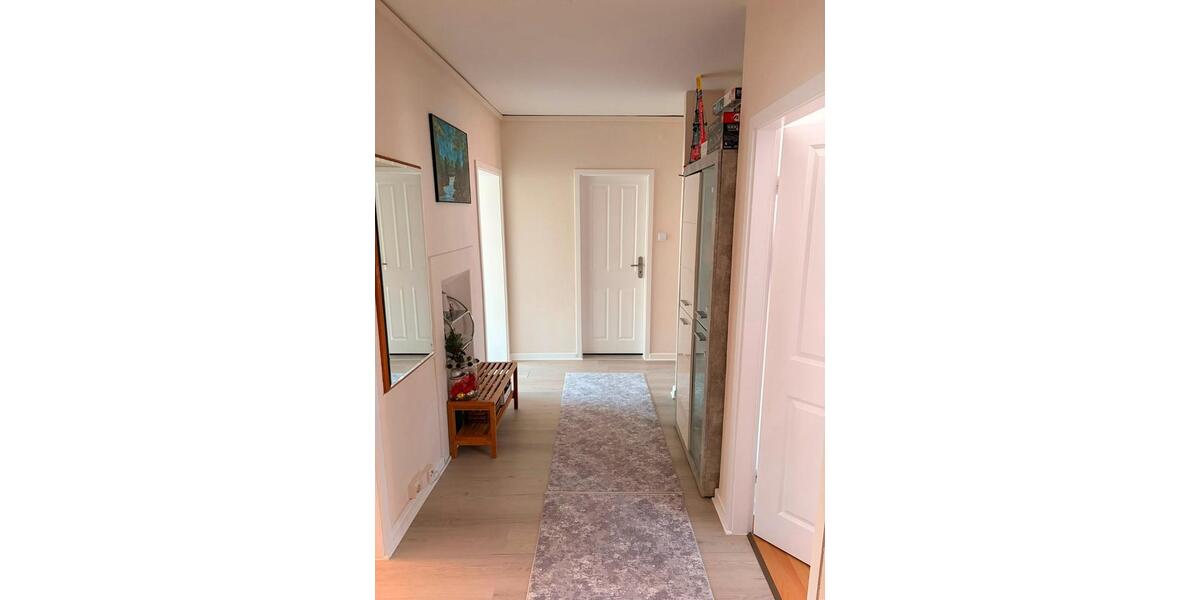 Etagenwohnung Kiel Gaarden-Ost - 3 Zimmer, 63 m&sup2;, 165.000&euro; | Angebot:27098574