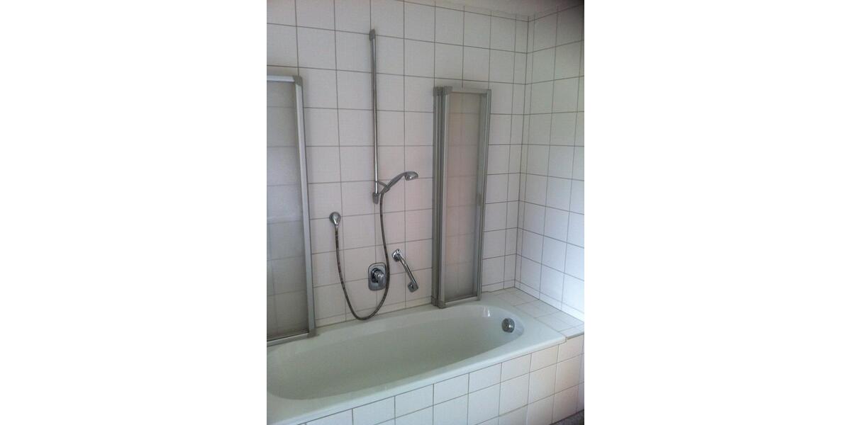 Verkaufe helle 2 Zimmer Wohnung in Hauzenberg EG Juli August 26 2 zimmer